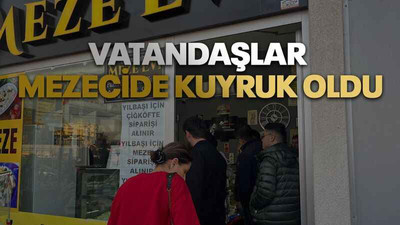 Vatandaşlar mezecide kuyruk oldu
